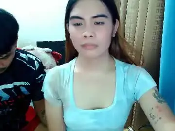 Chaturbate Sex Cam of mikhayla_and_zeus_room
