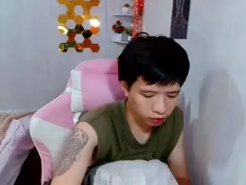 Chaturbate Live Sex Cam of asian_macky