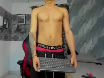 Chaturbate Free Porn Cam of bruno_snow