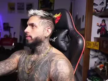 Chaturbate Adult Video Chat of logan_hugh8