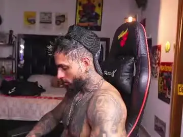Chaturbate Sex Chat of logan_hugh8