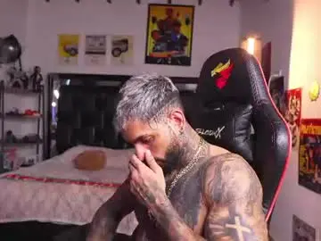 Chaturbate Adult Video Chat of logan_hugh8