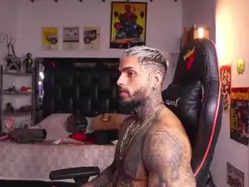 Chaturbate Adult Video Chat of logan_hugh8