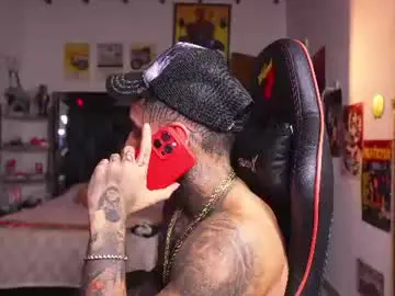 Chaturbate Free Porn Cam of logan_hugh8