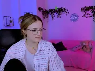 Chaturbate Sex Cam of luna_berryy