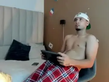 Chaturbate Watch Live Sex Cams of noah_smith05