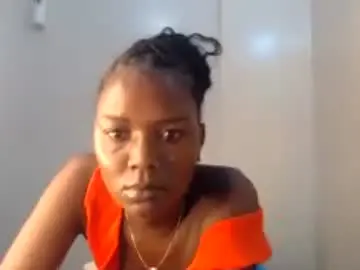 Chaturbate Watch Live Sex Cams of slimmmedium