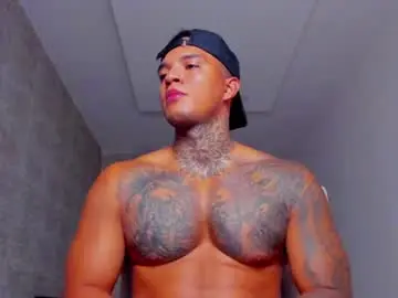 Chaturbate Best live sex cam show of aquiles_elpapi