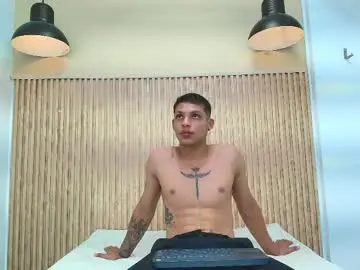 Chaturbate Live Sex Cam of brandon_mercuri