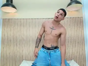 Chaturbate Best live sex cam show of brandon_mercuri