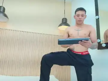 Chaturbate Live Porn of brandon_mercuri