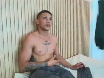 Chaturbate Adult Video Chat of brandon_mercuri