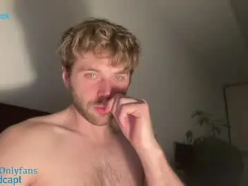 Chaturbate Live Sex Cam of hot8pack01