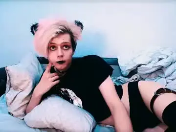 Chaturbate Free Live Porn of littlepinkcat