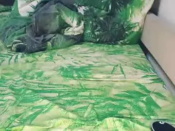 Chaturbate Live Sex Cam of littlepinkcat
