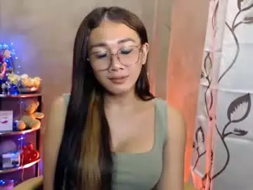 Chaturbate Adult Webcam of pia_worthsback