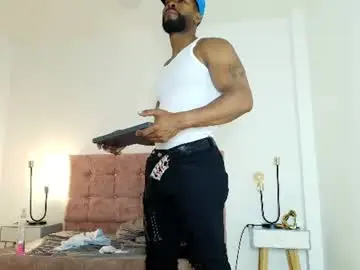 Chaturbate Live Sex Cam of dante_knox