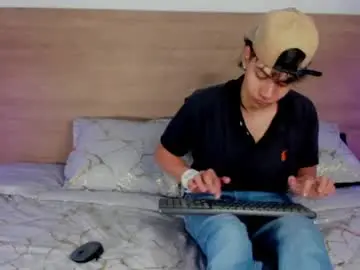 Chaturbate Watch Live Sex Cams of ethan__carter