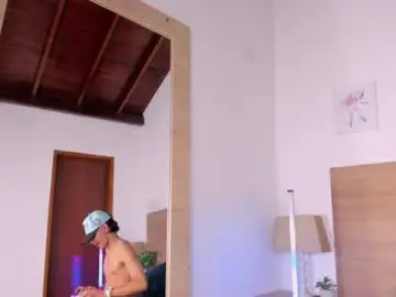 Chaturbate Free Porn Cam of ethan__carter