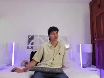 Chaturbate Nude Webcam of ethan__carter