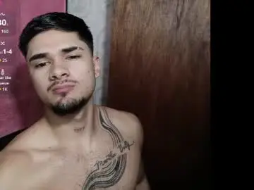 Chaturbate Live Sex Cam of jack_hills2