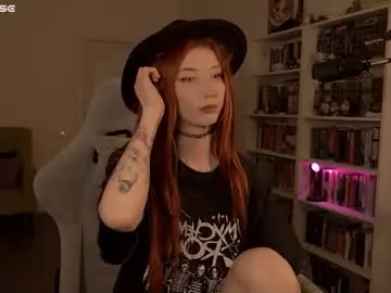Chaturbate Live Sex Cam of loony_moony