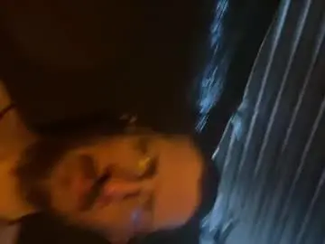 Chaturbate Live Sex Cam of tantrapunk