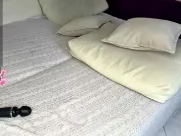 Chaturbate Adult Video Chat of chloe_show