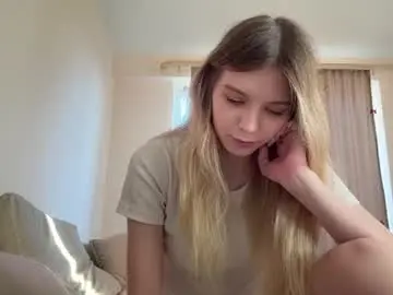 Chaturbate Free Porn Cam of chloe_show