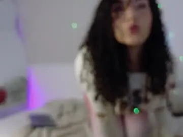 Chaturbate Nude Webcam of lia_tinez