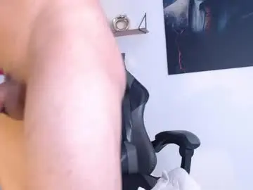 Chaturbate Free Live Porn of massimofiore_