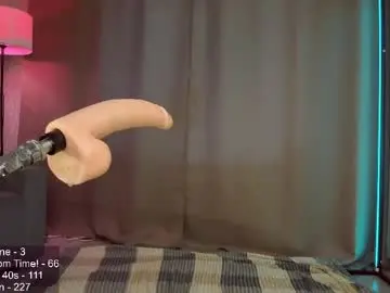 Chaturbate Free Live Porn of nerdy_freyua