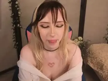 Chaturbate Free Porn Cam of nerdy_freyua