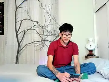 Chaturbate Adult Webcam of guy_veryhot1