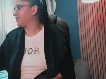 Chaturbate Live Sex Cam of chantal_adams0
