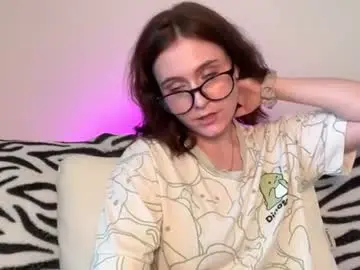 Chaturbate Adult Video Chat of diana_floweri