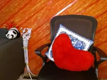 Chaturbate Best live sex cam show of lilly_07
