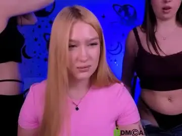 Chaturbate Free Porn Cam of playful_sophie