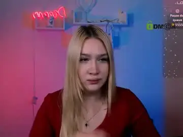 Chaturbate Live Sex Cam of playful_sophie