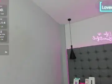 Chaturbate Adult Webcam of scarletcherry18