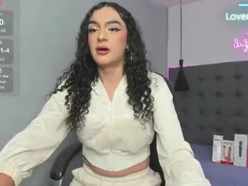 Chaturbate Free Porn Cam of scarletcherry18