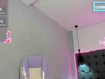 Chaturbate Watch Live Sex Cams of scarletcherry18