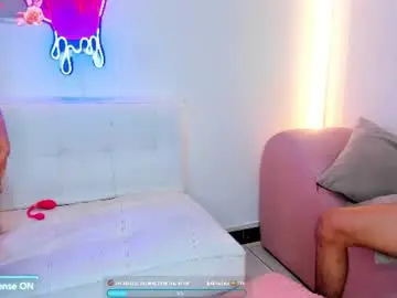 Chaturbate Adult Webcams of shannelpink_
