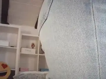 Chaturbate Free Live Porn of littleflowers