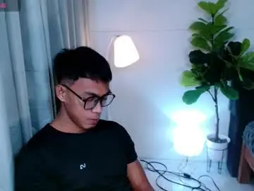 Chaturbate Watch Live Sex Cams of pinoymilker