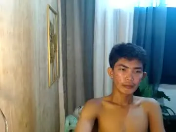 Chaturbate Live Sex Cam of asianhotbigcock