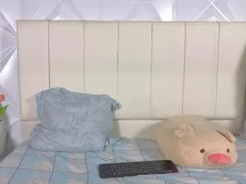 Chaturbate Best live sex cam show of emily_and_sebastiann