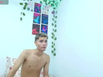 Chaturbate Live Porn of liam_honey18