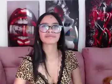 Chaturbate Best live sex cam show of miahotcs