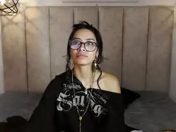 Chaturbate Sex Cam of miahotcs